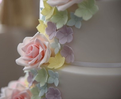 Close up of a wedding cake 
